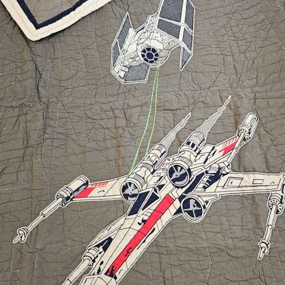 Pottery Barn Kids Star Wars Quilt - Gray and Red